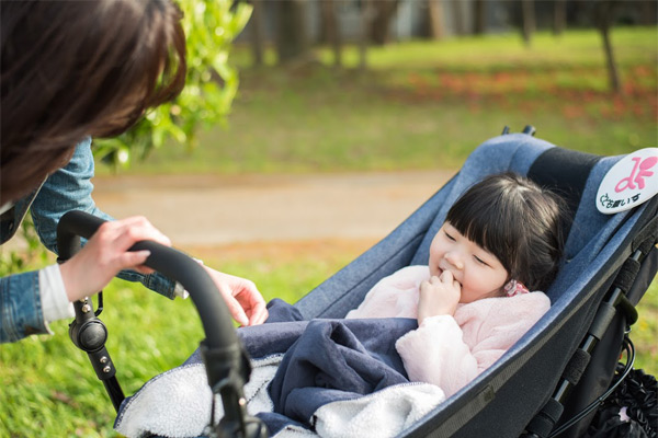 一般社団法人mina family　子ども用車いす啓発プロジェクト